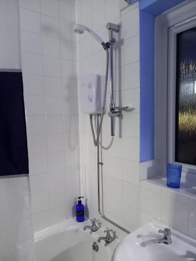 Twin Room In Prescot Homestay Zewnętrze zdjęcie